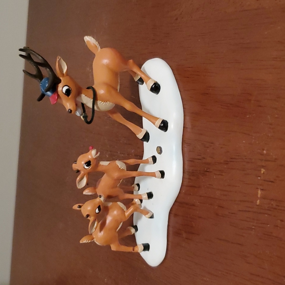 Department 56 Rudolph the Red Nosed Reindeer collection Reindeer Games figurine